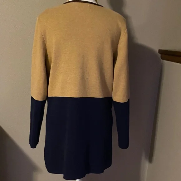 Charter Club Tan and Navy Colorblock Cardigan Size PL - Picture 4 of 10